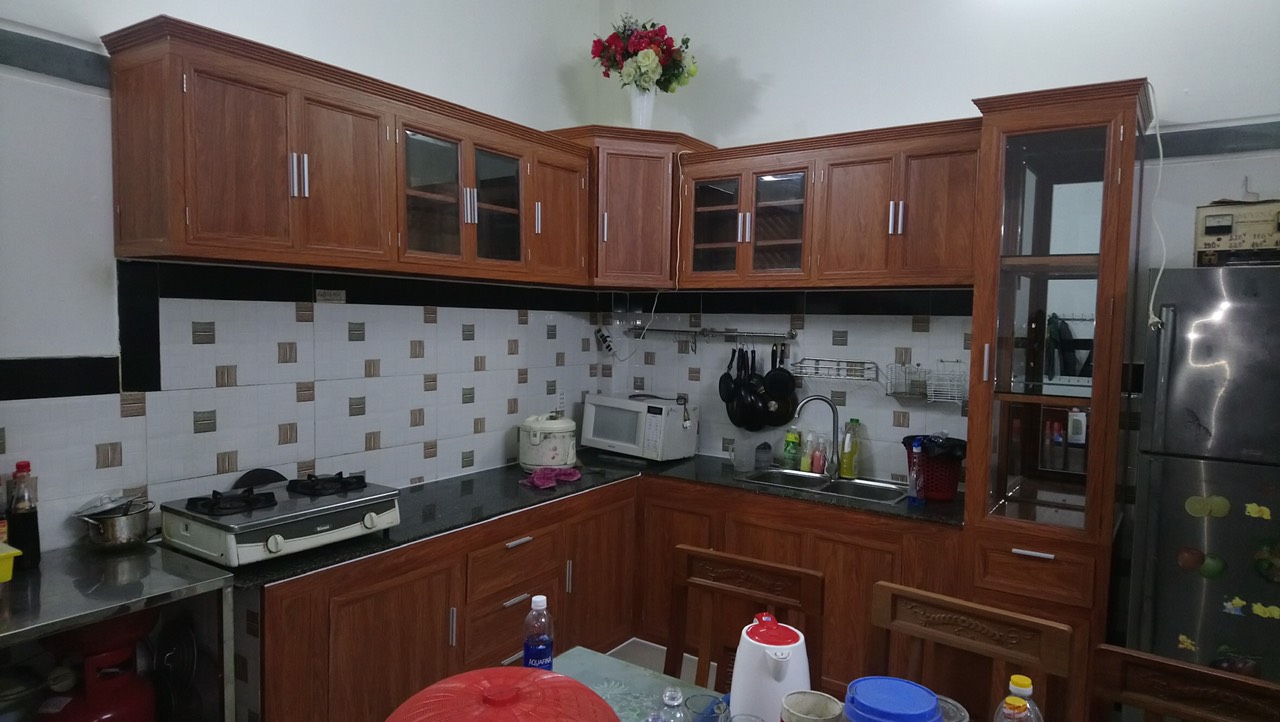 Tủ bếp nhôm giả gỗ